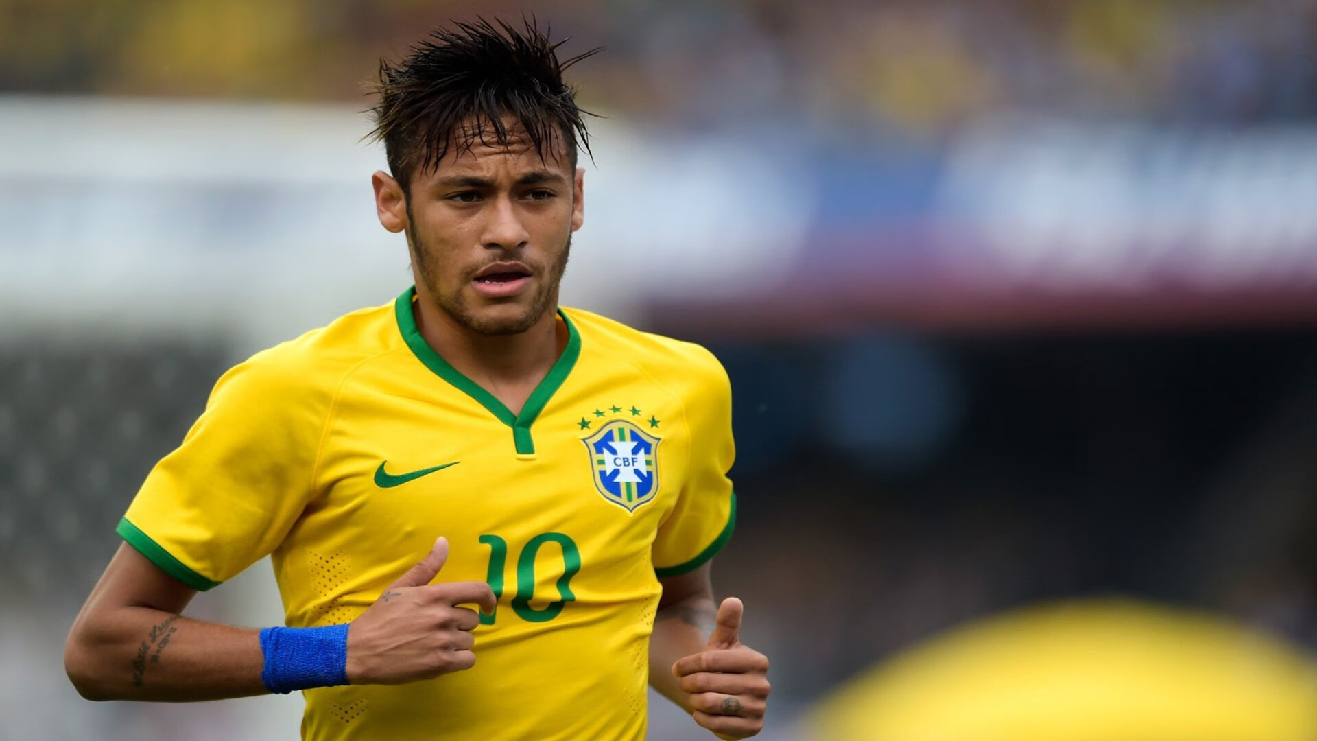 足球场的未来：超高技科技与观众席的革新，足球场设计及建造方案